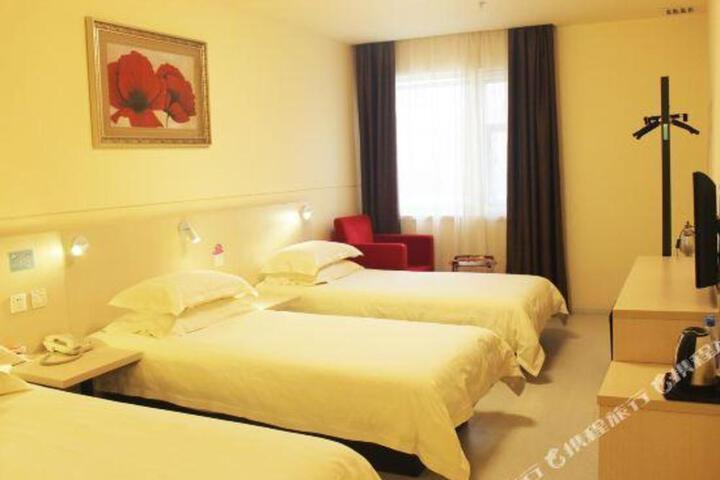 Dongcheng Business Hotel
