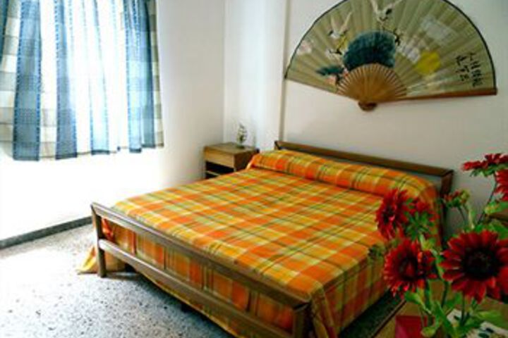 Room 26 of 81