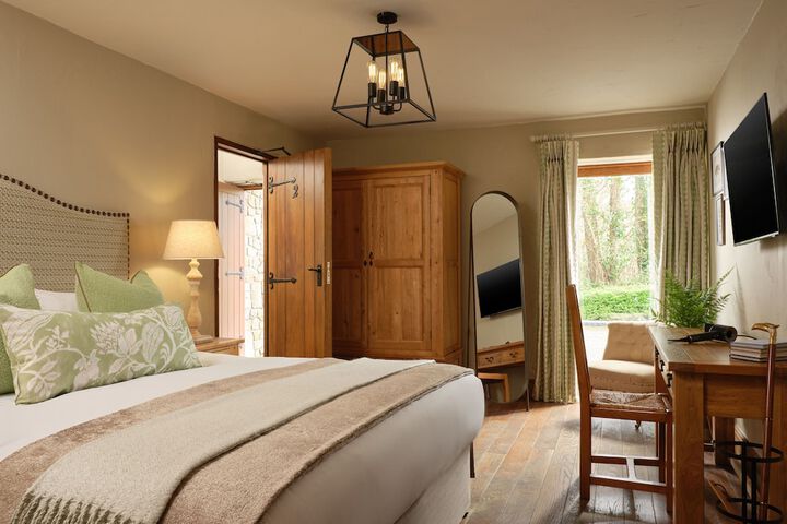 Room 5 of 26