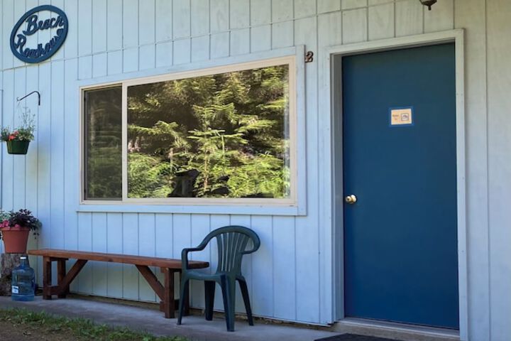Room 16 of 79