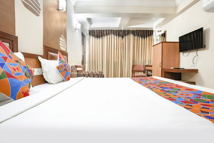 Room 28 of 36