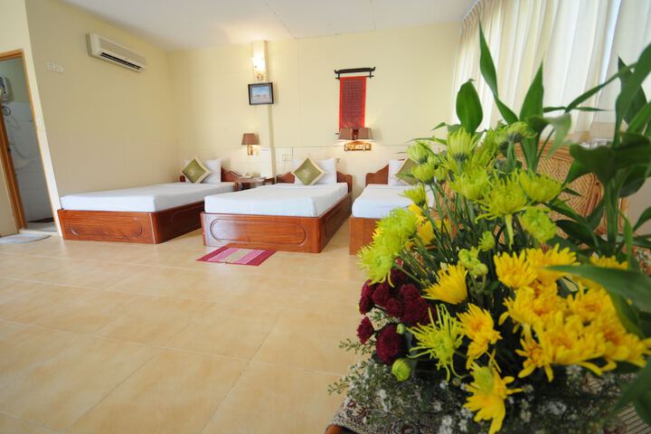 Room 12 of 39