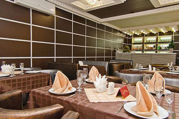Dining 50 of 59