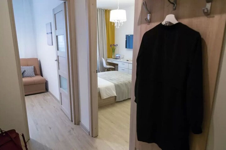 Room 3 of 48