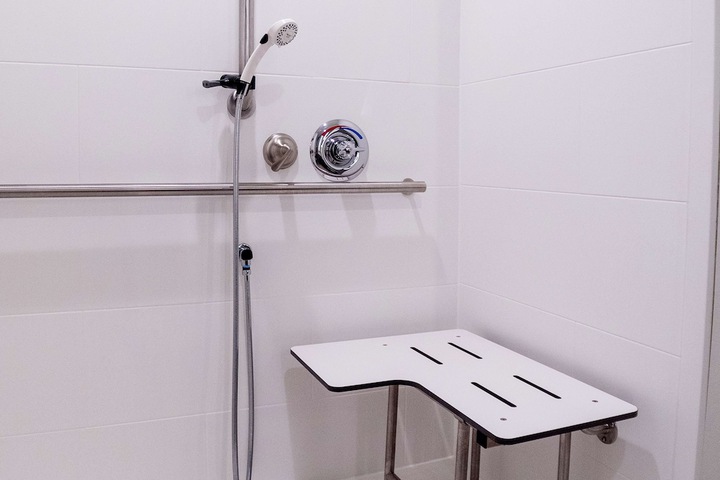 Bathroom shower