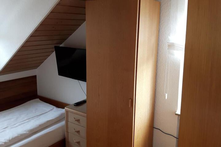 Room 15 of 58