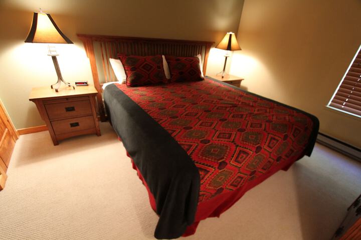 Room 5 of 21