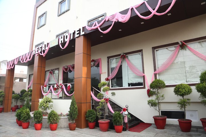 Hotel 33 of 40