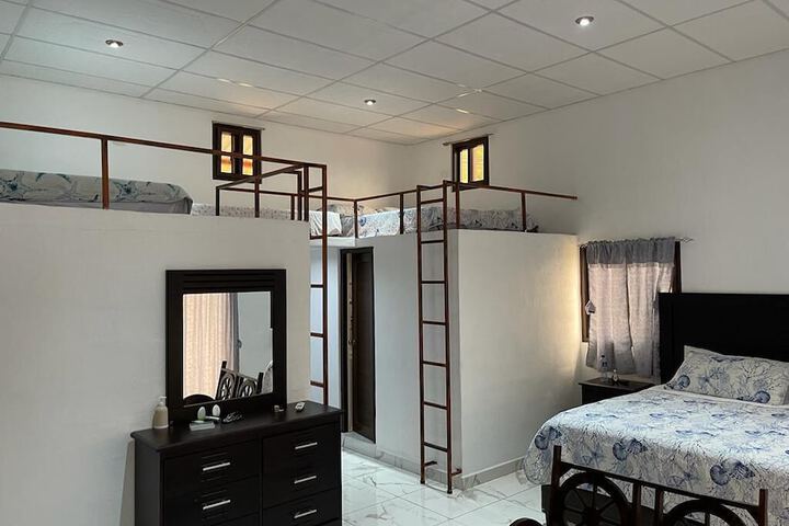 Room 10 of 21