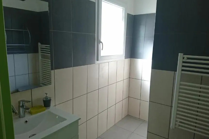 Room 5 of 15
