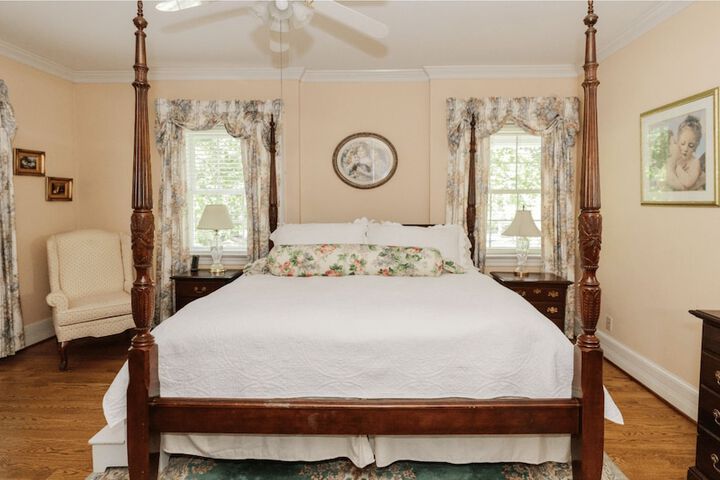 Room 8 of 59