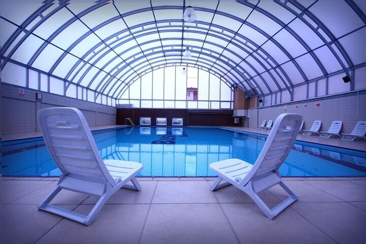 Hotel with Pool
