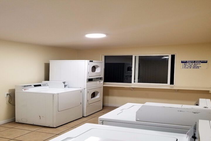 Room 50 of 66
