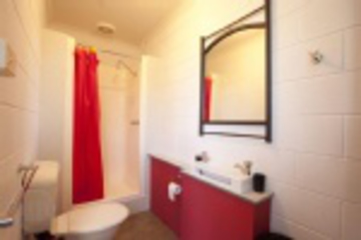 Room 53 of 168