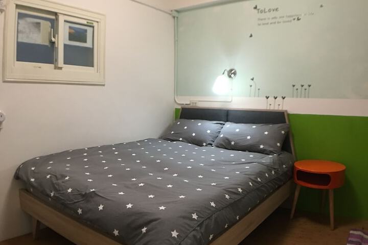 Room 27 of 54