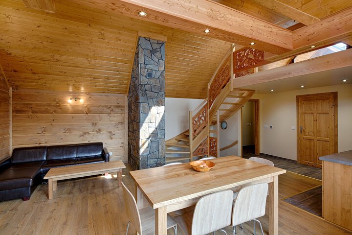 Room 14 of 30