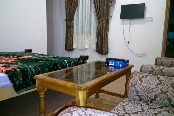 Room 10 of 45