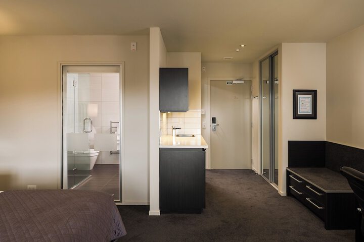 Room 17 of 67