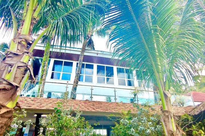 Hotel 90 of 96