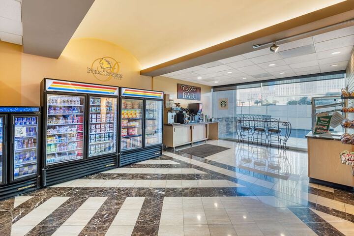 Snack bar
