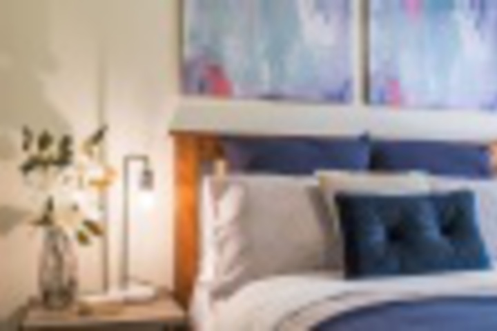 Room 52 of 108