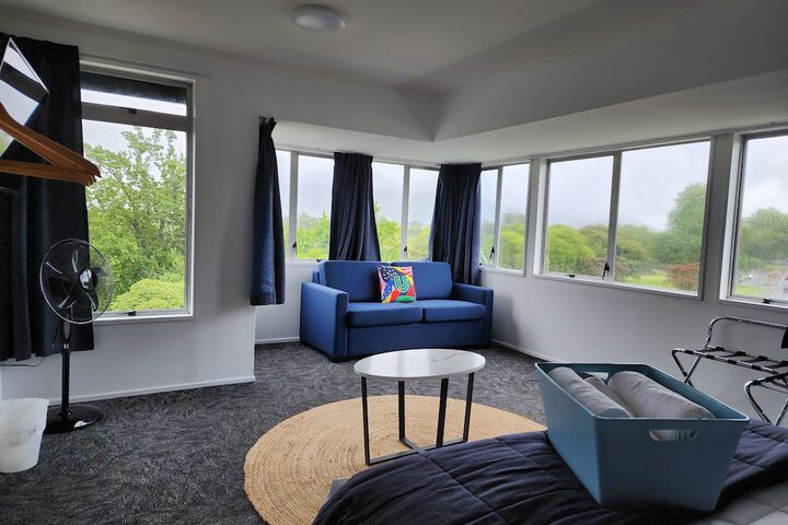 Room 56 of 165