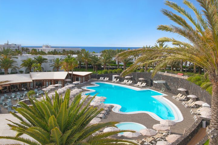 Pools & Facilities