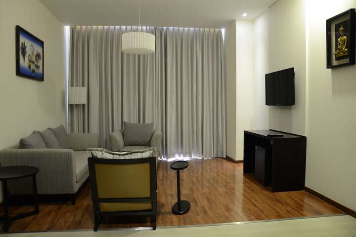 Room 29 of 80