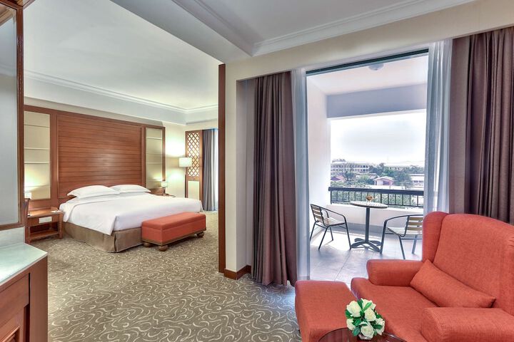 Room 28 of 75