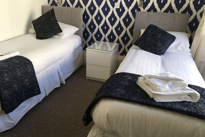 Room 11 of 46