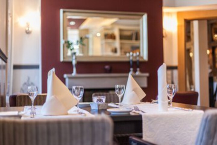 Dining 37 of 71
