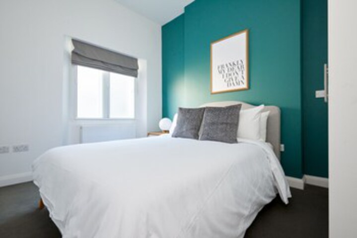 Room 17 of 18
