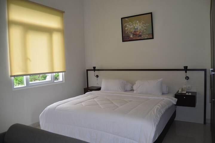 Room 16 of 54