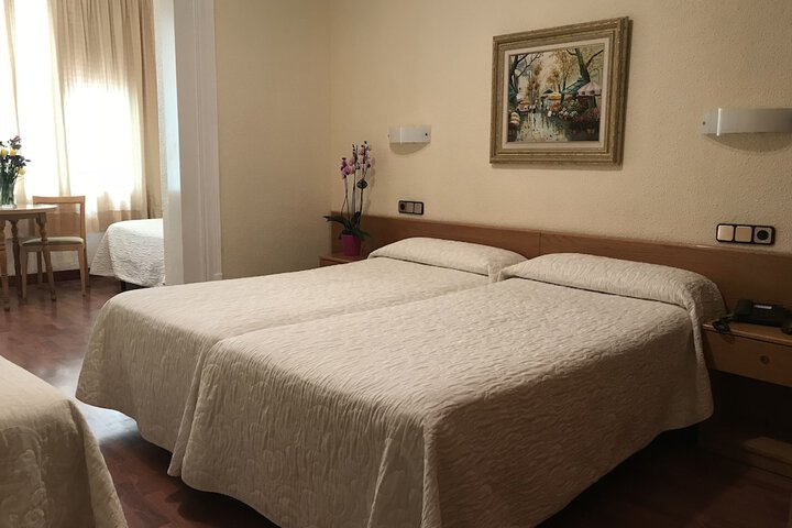 Room 28 of 54