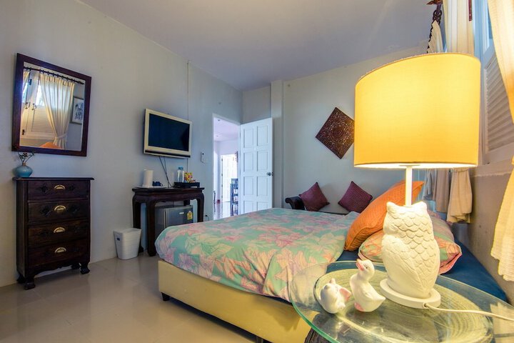 Room 28 of 91