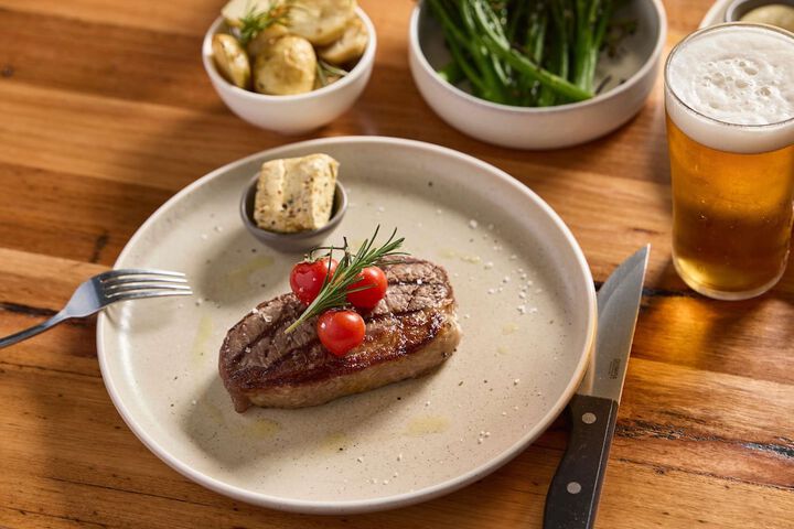 Dining 84 of 127