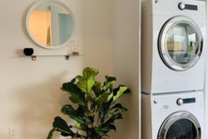 Laundry 6 of 13