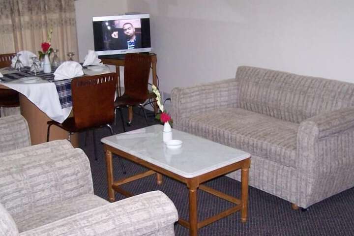 Room 6 of 6