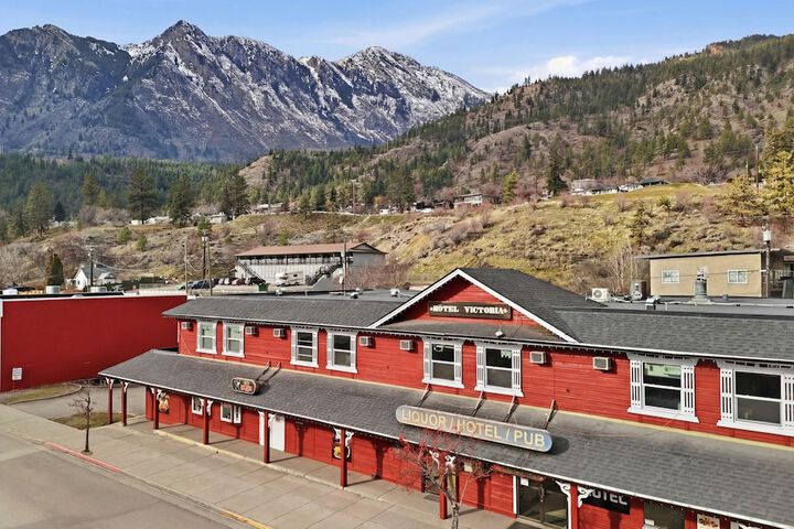 Lillooet Hotel Victoria
