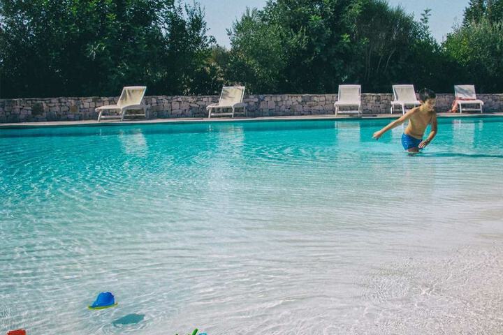 Pool Hotel