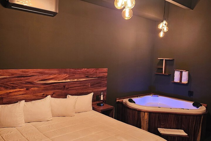 Room 21 of 45