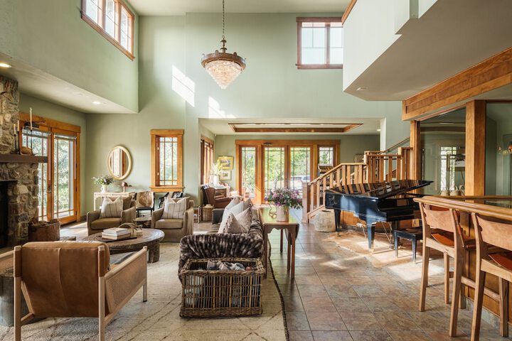 Hotel Interior 6 of 116