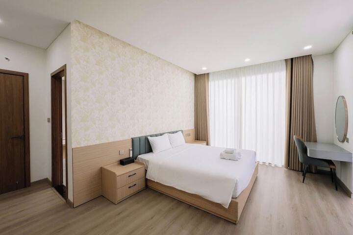 Room 38 of 168
