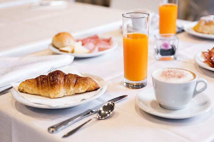 Breakfast/Coffee Service 42 of 51