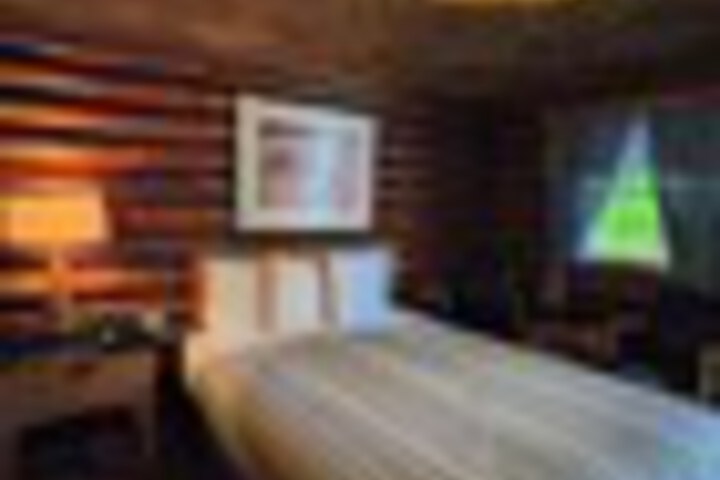 Room 155 of 345