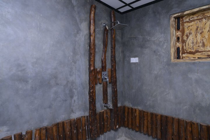 Room 16 of 17