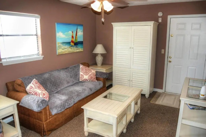 Room 2 of 12