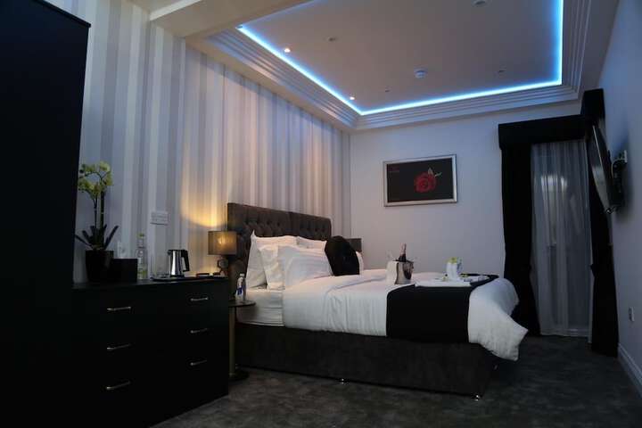 Room 45 of 65