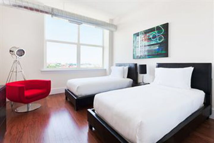 Room 12 of 39