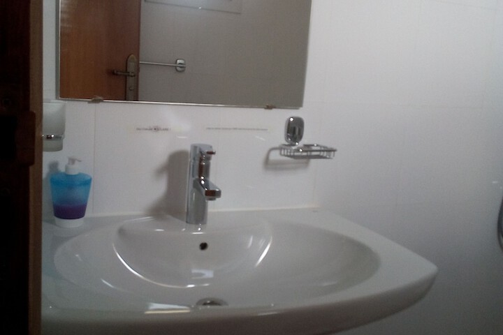 Room 22 of 27